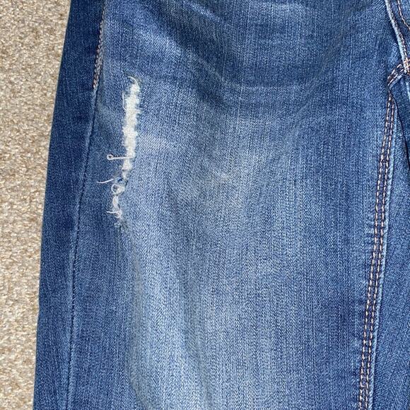 {1822 DENIM} Glen Maternity Distressed Cuffed Jean - Picture 5 of 10